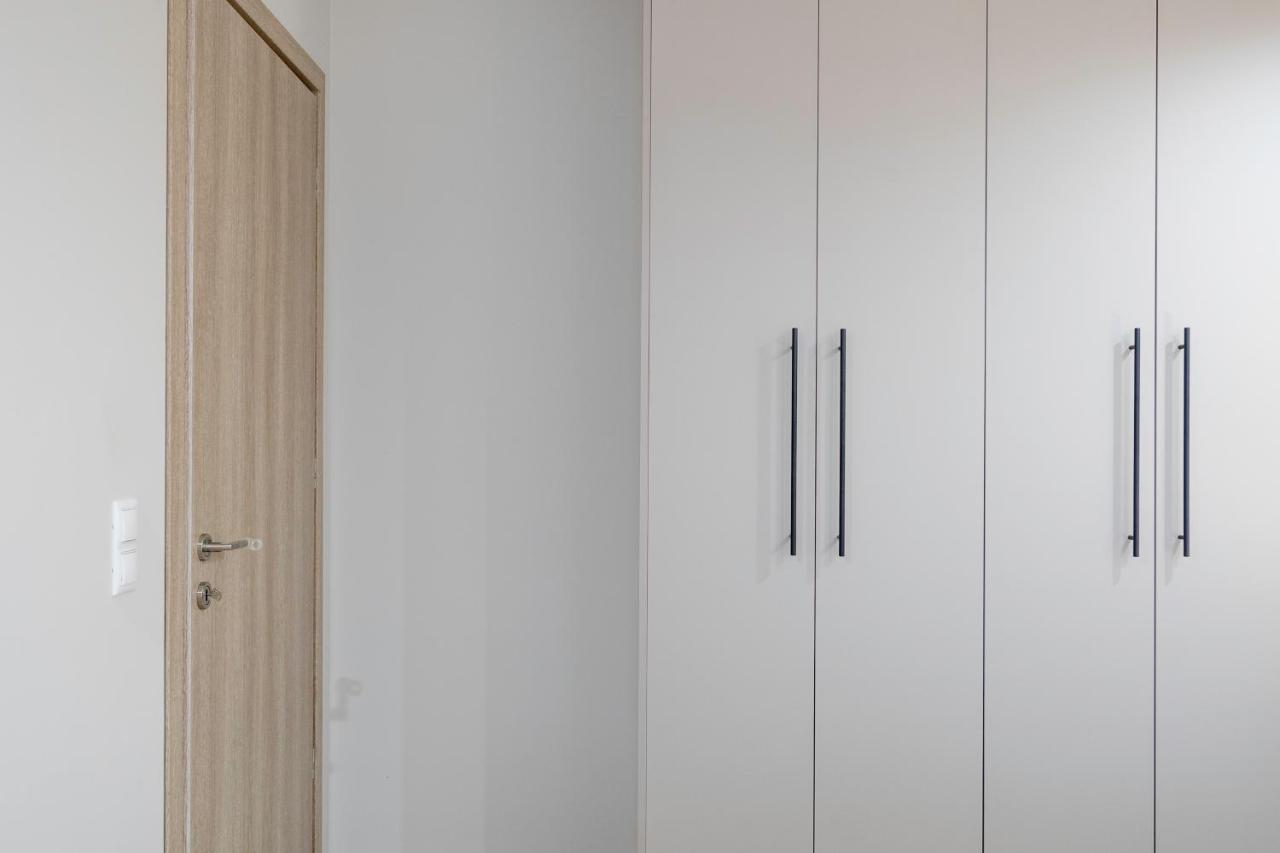 Divine 2Br Apartment In The Heart Of Атина Екстериор снимка