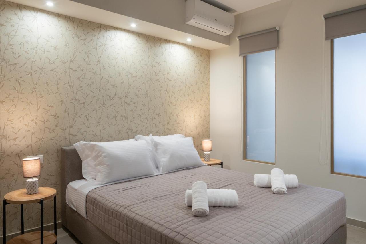 Divine 2Br Apartment In The Heart Of Атина Екстериор снимка